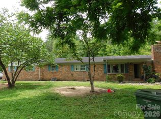 102 Jeff St, Hendersonville, NC 28739