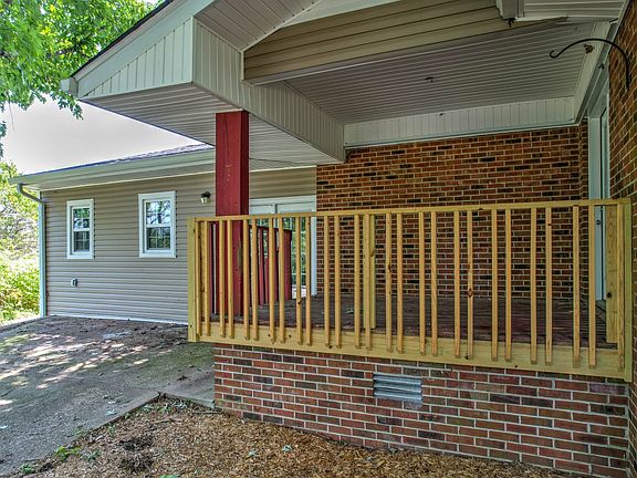 5th image of 2050 Lewisburg Hwy