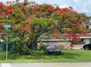 18601 SW 97th Pl, Cutler Bay, FL 33157