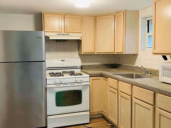 5th image of 474 Prospect Ave Floor 1