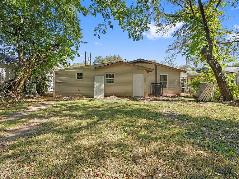 5329 Bourquin St — Photo 14