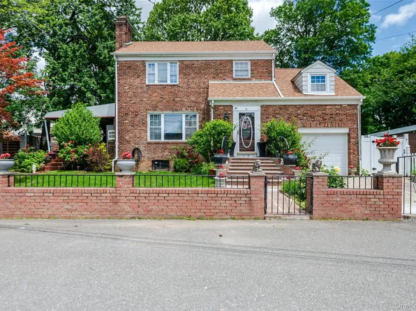 21 AKA 16 Larkspur Lane, Yonkers, NY 10704