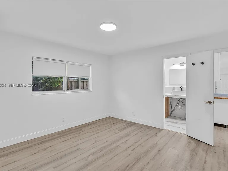1517 NW 8th Ave #1517 — Photo 22
