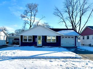 2512 Sutherland Rd, Springfield, IL 62702