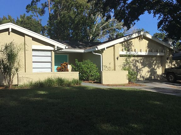 5th image of 3912 Lake Saint George Dr