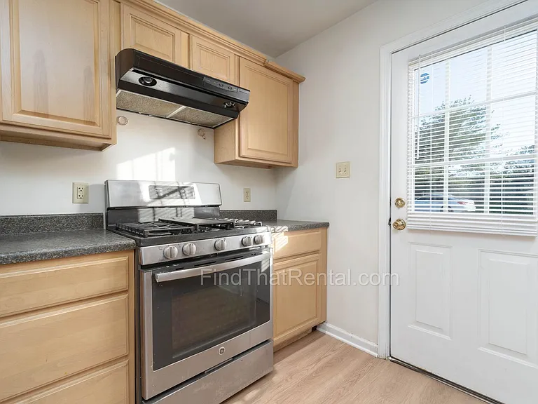 15 Parker Spring Ave — Photo 10