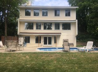 2200 Bonnie Ln, Saint Paul, MN 55119