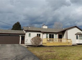 1454 Allen Rd, Webster, NY 14580