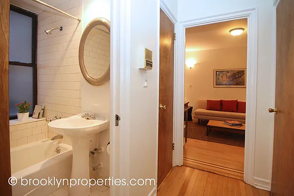 Sold by Brooklyn Properties | media 19