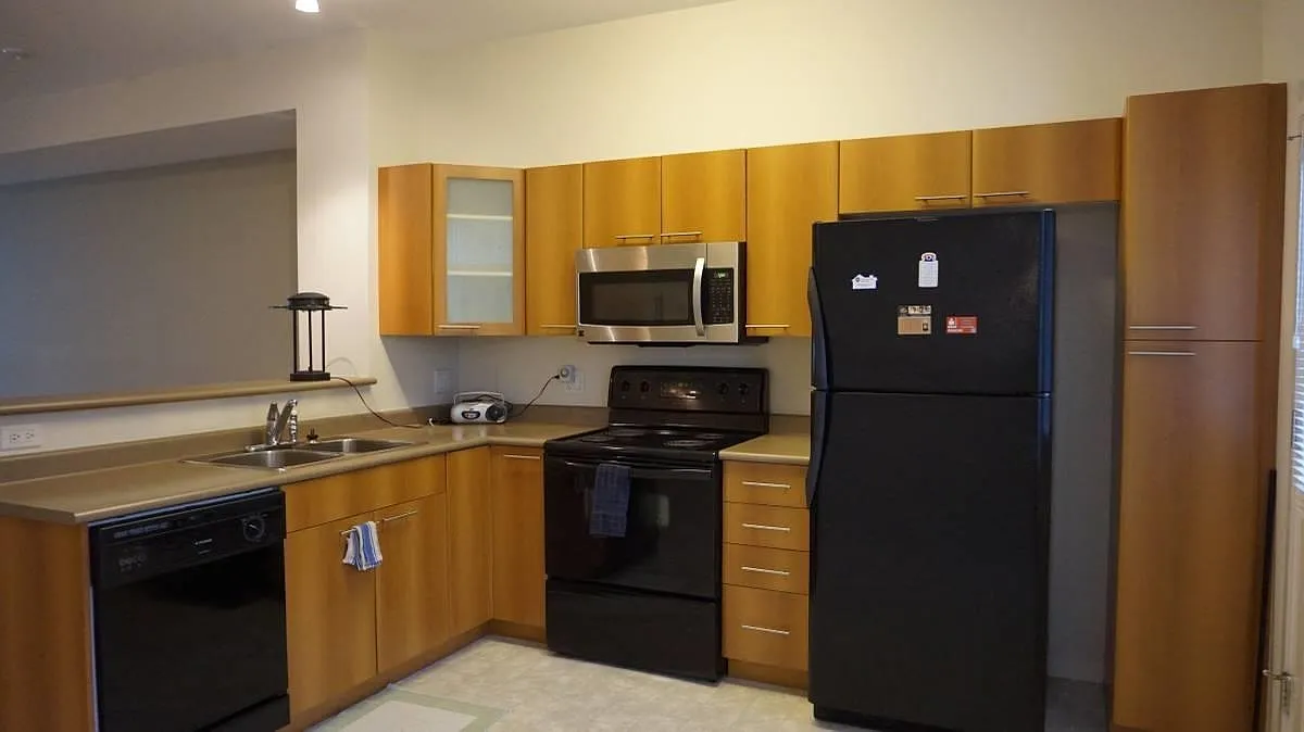 2 bed, 1200 sqft, $3,150 — Photo 2