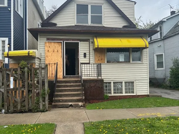 7736 S Muskegon Ave, Chicago, IL 60649