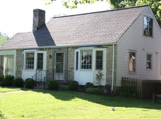 4001 Springhill Rd, Saint Matthews, KY 40207