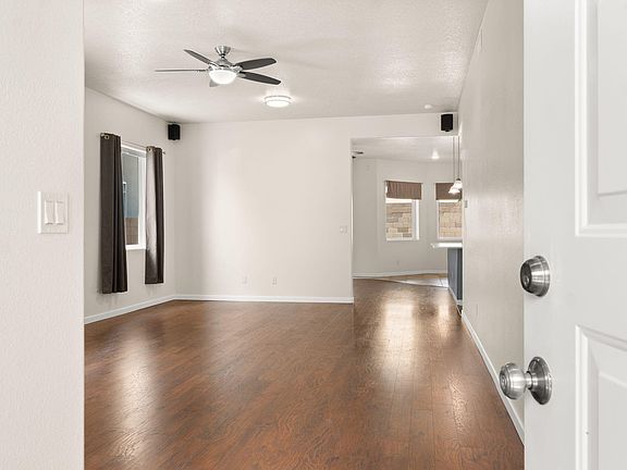 5th image of 2105 Palenque Dr SE