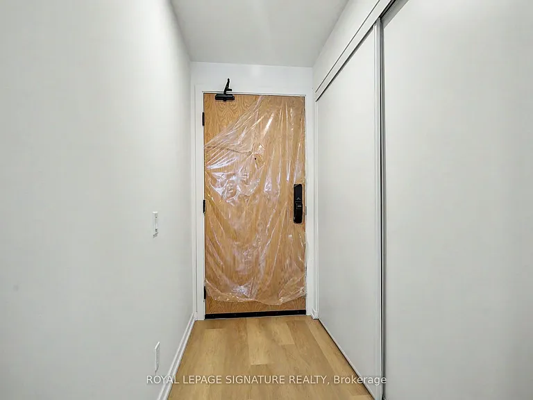 109 Erskine Ave #1111 — Photo 24