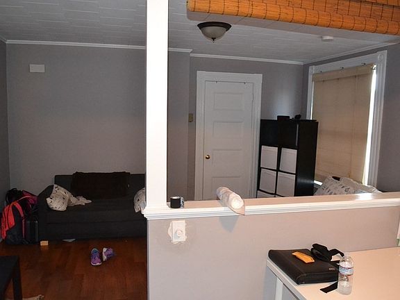 4th image of 34 Chestnut St APT 2