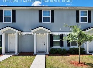 8403 McGirts Village Ln, Jacksonville, FL 32210