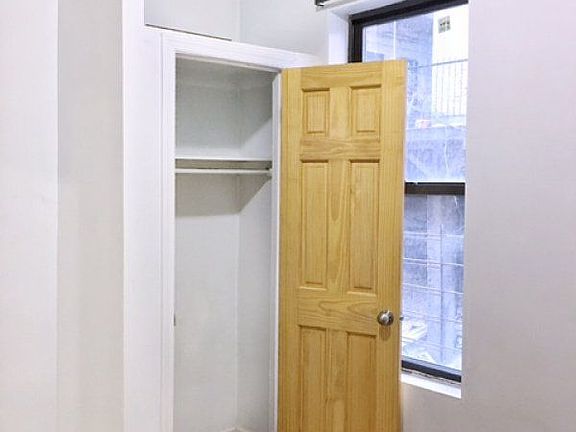 3rd image of 141 Edgecombe Ave APT 5