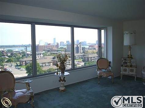 3rd image of 1300 E Lafayette St APT 806