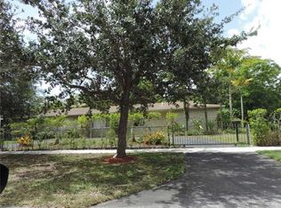 11120 SW 120th St, Miami, FL 33176