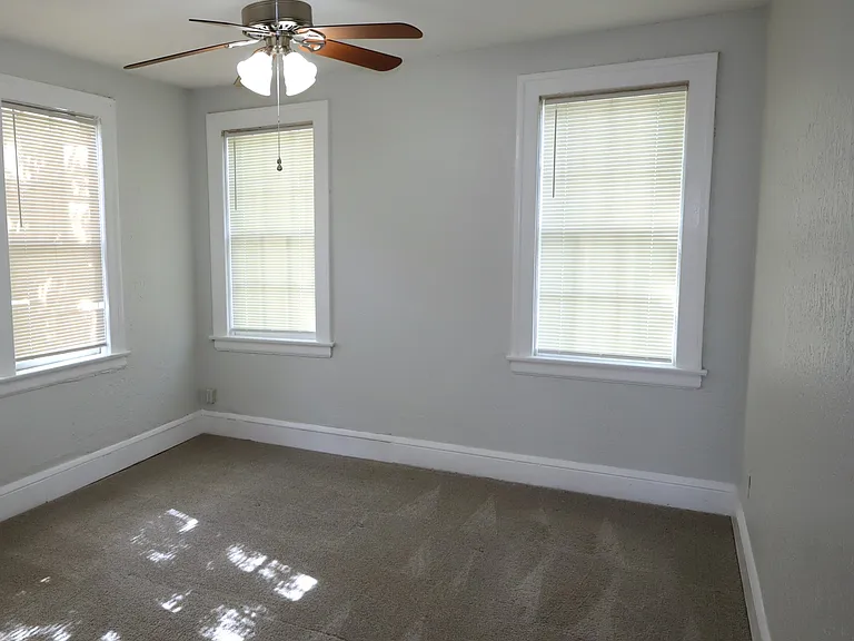 3025 Riverside Ave — Photo 6