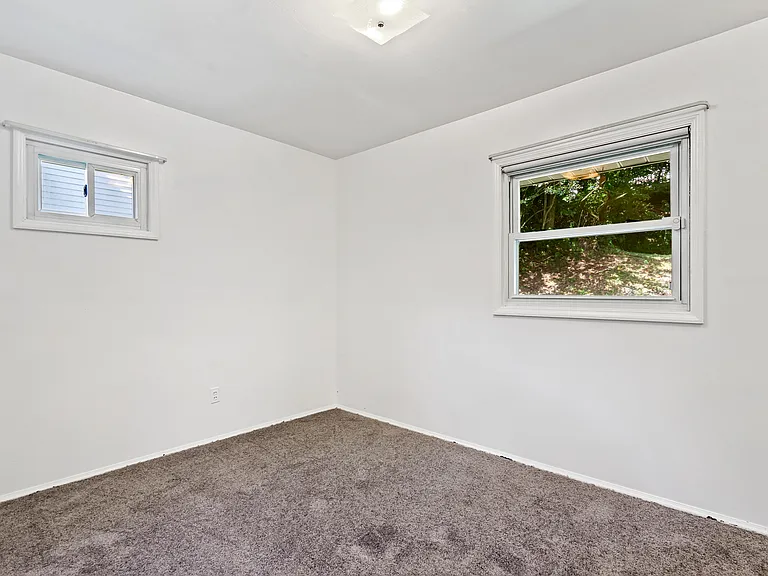 801 Jefferson Rd — Photo 12