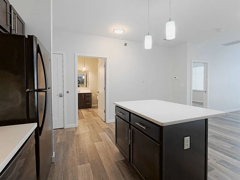 River Rock Apartments — Photo 56