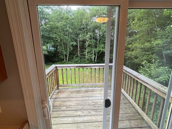 94 Coffin Rd #2