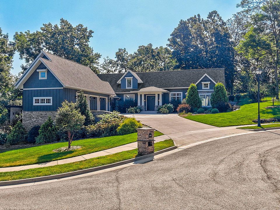 1st image of 2840 S Morningway Drive