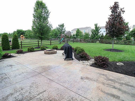 5th image of 1533 Golf Club Dr