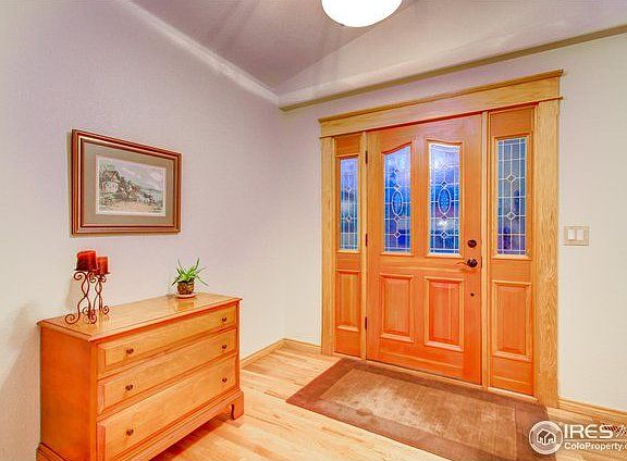 4th image of 585 Barnwood Dr