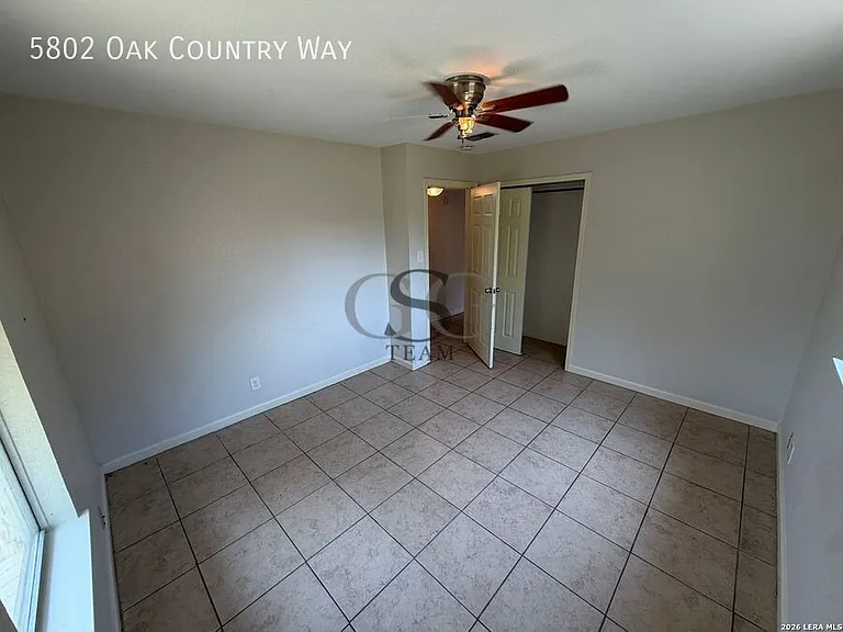 5802 Oak Country Way — Photo 15