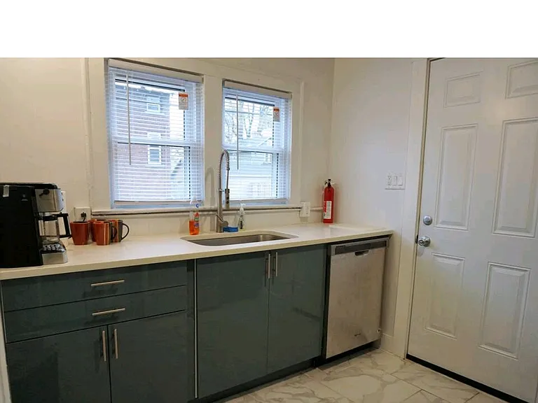 914 Wilson Ave #912 — Photo 8