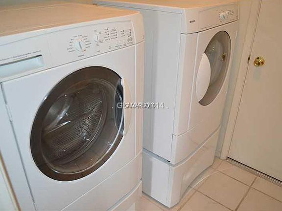 4th image of 7743 Selby Ct #0
