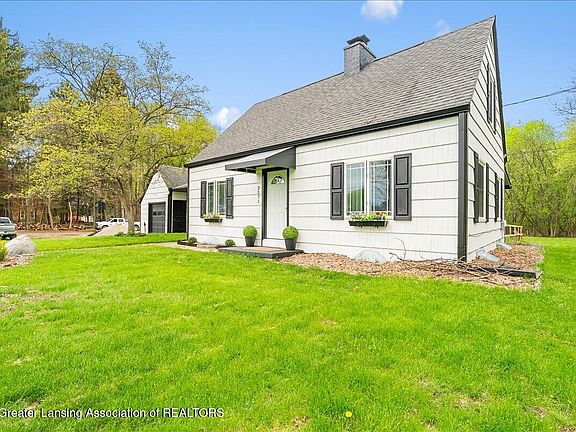 4th image of 2371 Rowley Rd