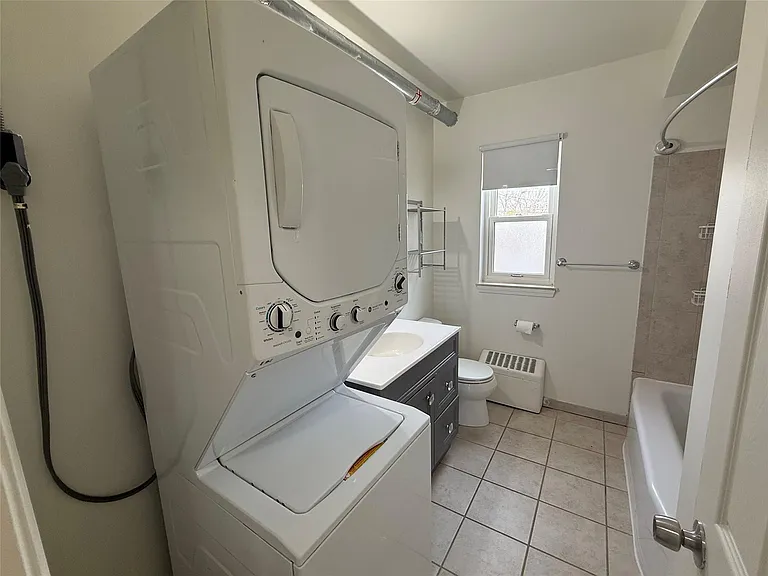 24720 Michigan Ave — Photo 6