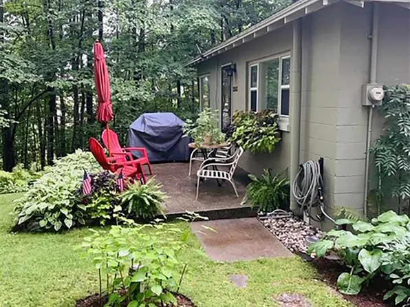 2283 Us Highway 131, Petoskey, MI 49770