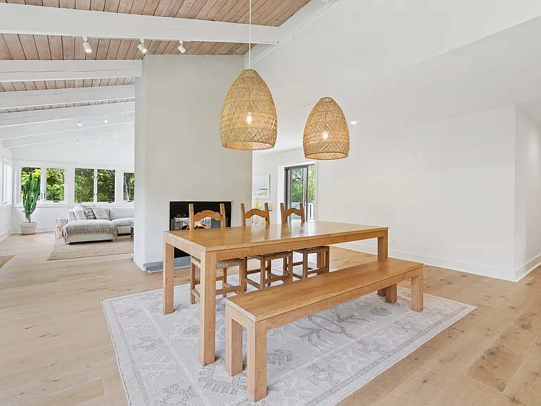 101 S Forest St — Photo 7