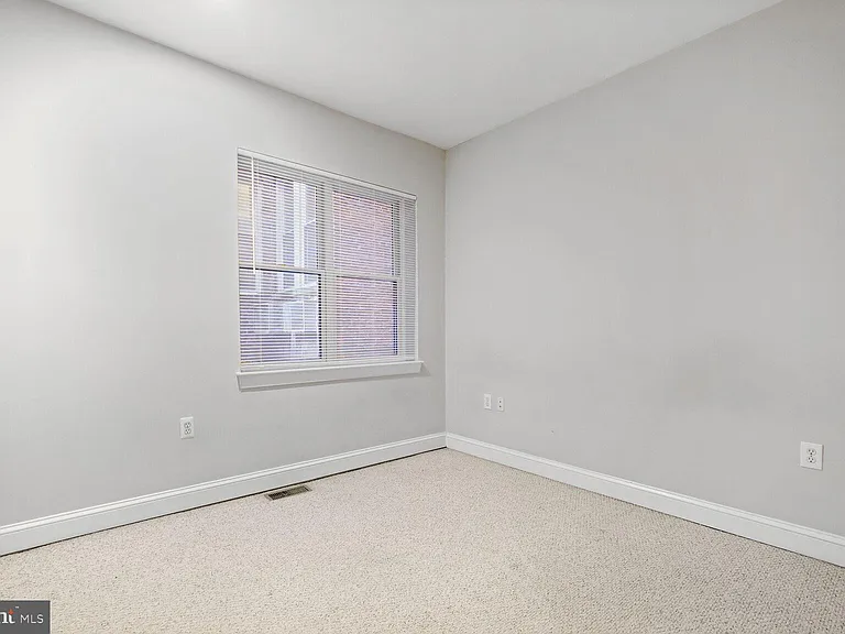 1417 Chapin St NW #203 — Photo 17