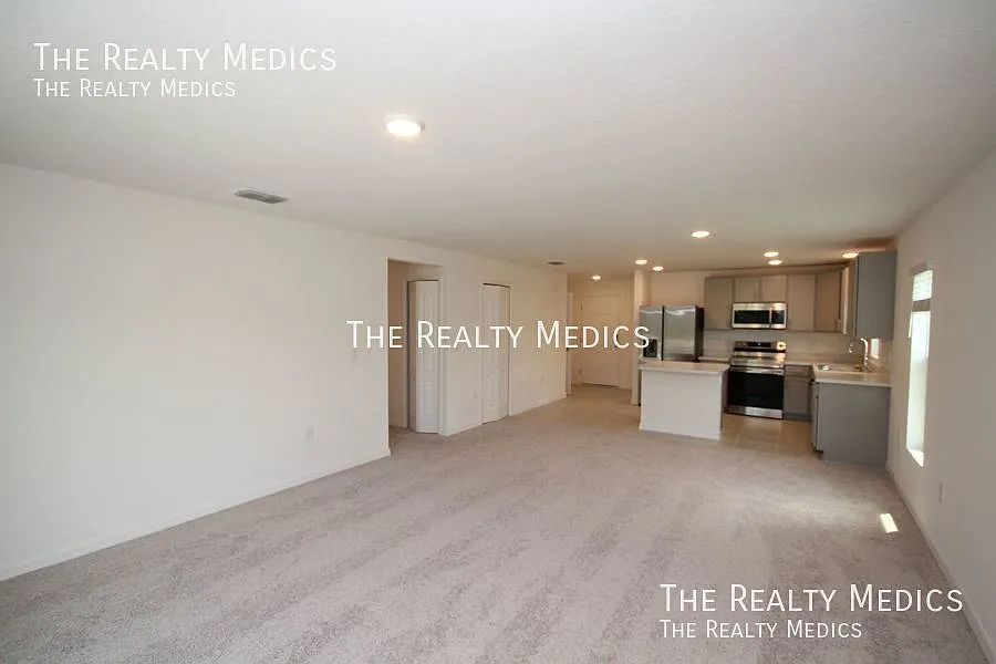 Be The First To Live In This Brand New And Upgraded 4br/2ba Home In Palm Bay! Washer And Dryer In... — Photo 4