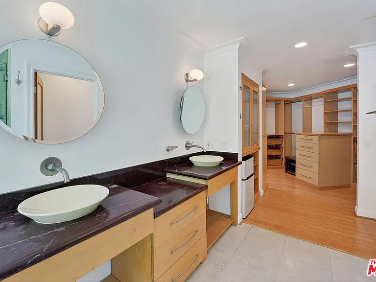 1288 Calle De Sevilla — Photo 27
