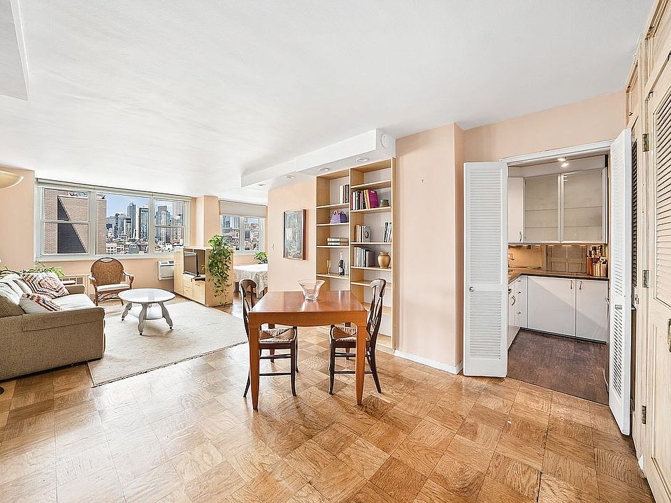 1st image of 77 7th Ave APT 20M