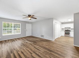 302 Parkcrest Dr, Bentonville, AR 72712