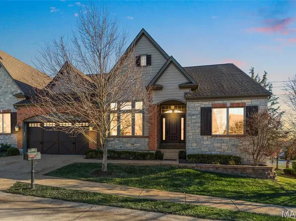 14422 Rue De Gascony Ct, Chesterfield, MO 63017