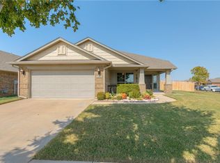 13301 SW 3rd St, Yukon, OK 73099