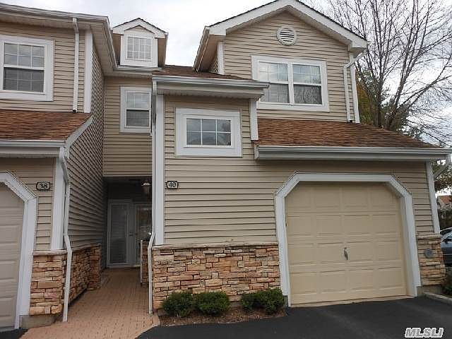 1st image of 156 Carriage Ln