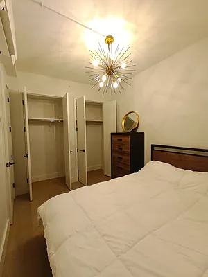 Rented by City Vista Inc | media 8