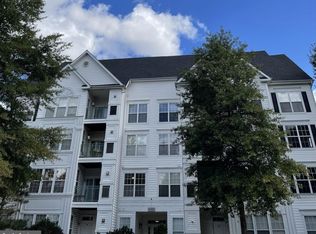 15620 Everglade Ln APT 302, Bowie, MD 20716