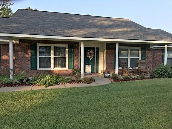 2nd image of 617 Wildwood Dr