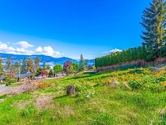 2nd image of 375 Okaview Rd