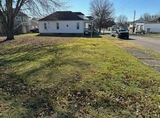 8 Maple Ave, Moundsville, WV